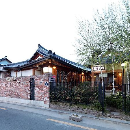 Hotel Dan Kyung Jeonju Exterior foto