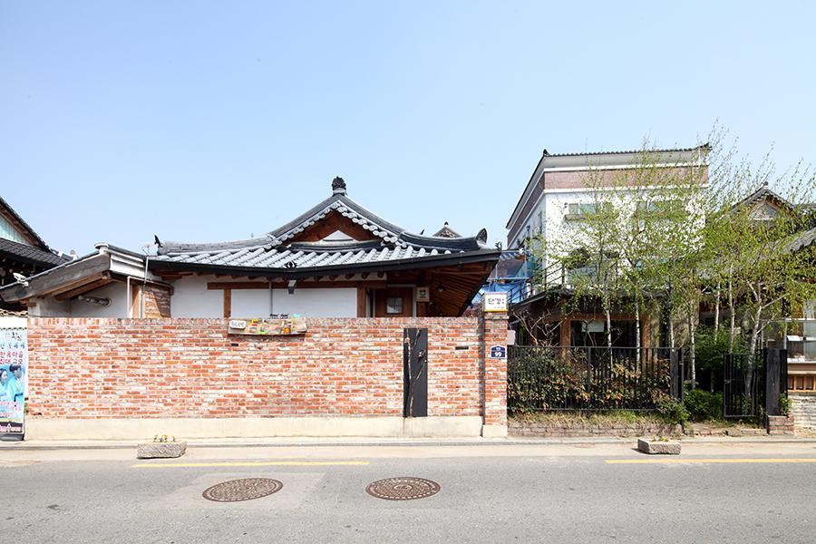 Hotel Dan Kyung Jeonju Exterior foto